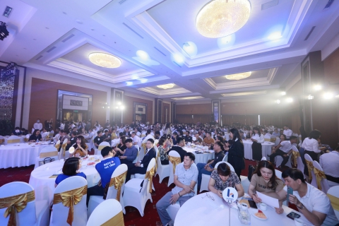 Hơn 400 Khách hàng Tham dự lễ ra mắt phân khu Hoàng Yến Vinh heritage